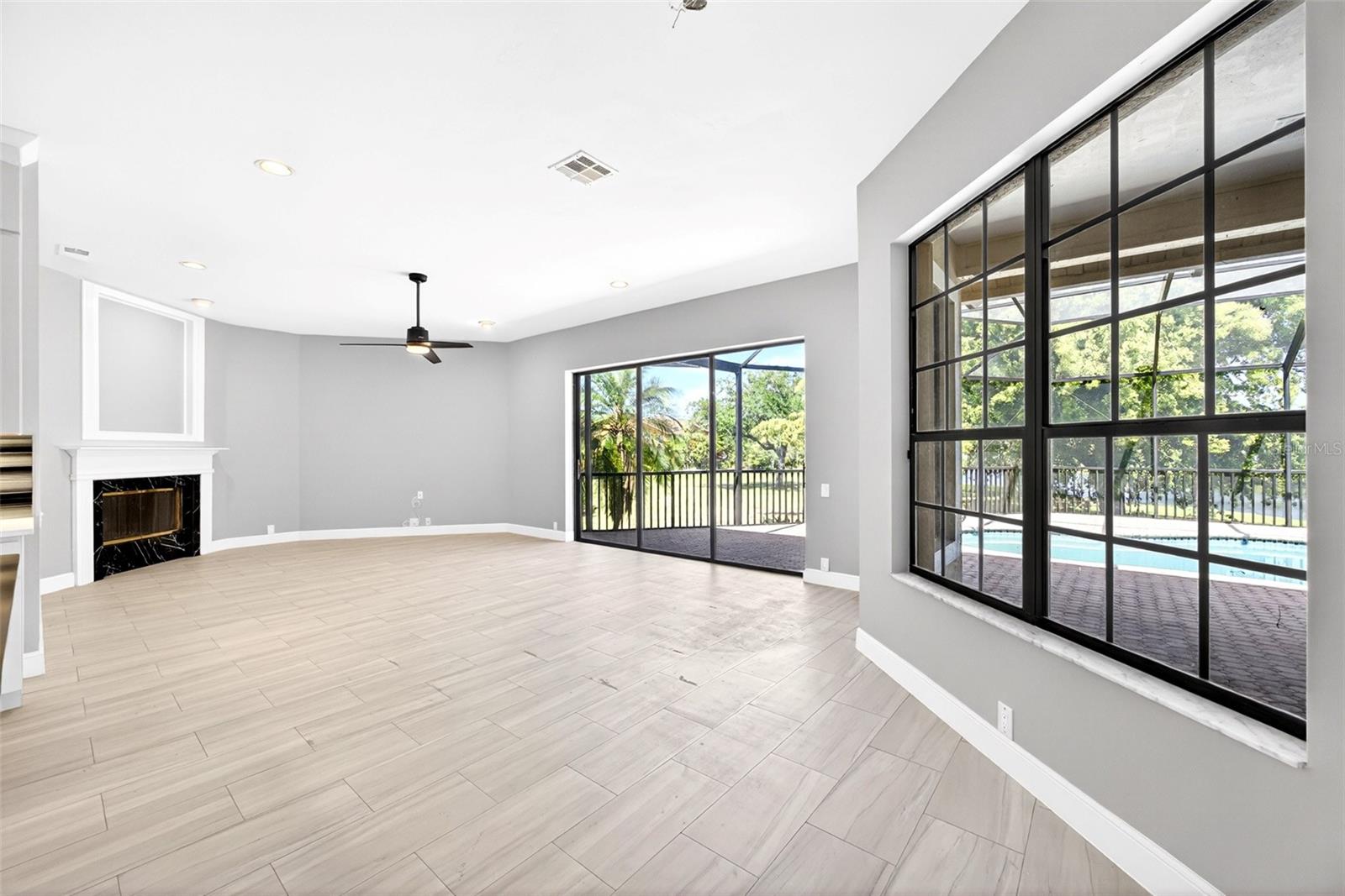 HENDRY CREEK - Residential