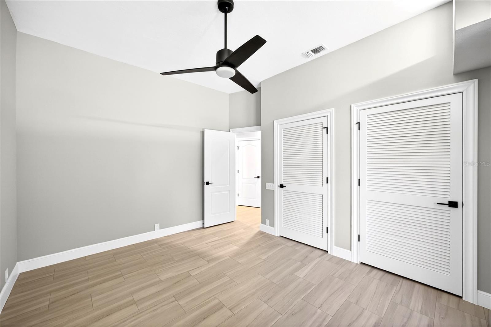 HENDRY CREEK - Residential