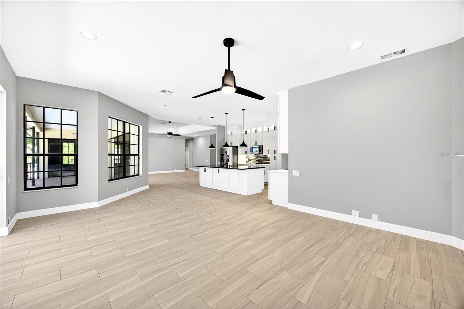 HENDRY CREEK - Residential