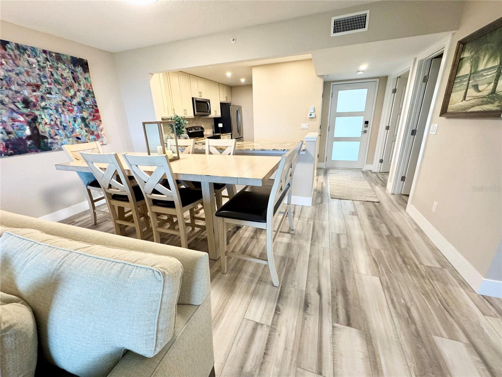 SEAPLACE VI - Residential