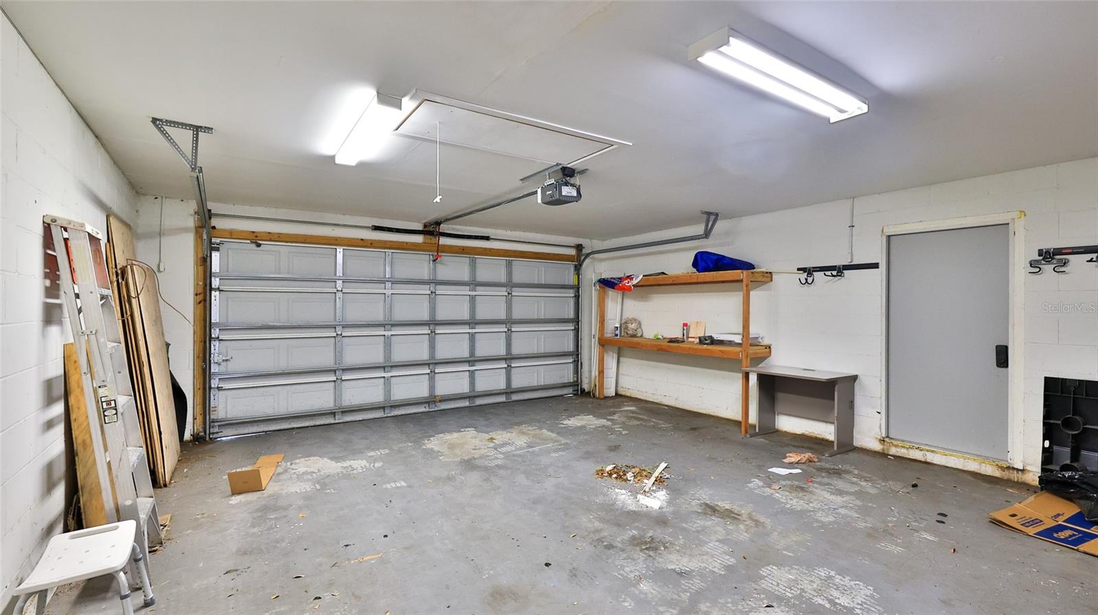 FLORIDA SHORES - Residential