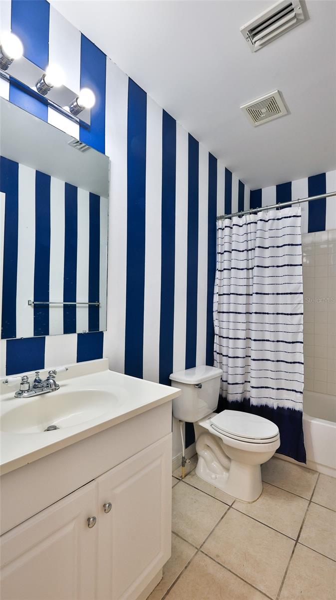 FLORIDA SHORES - Residential