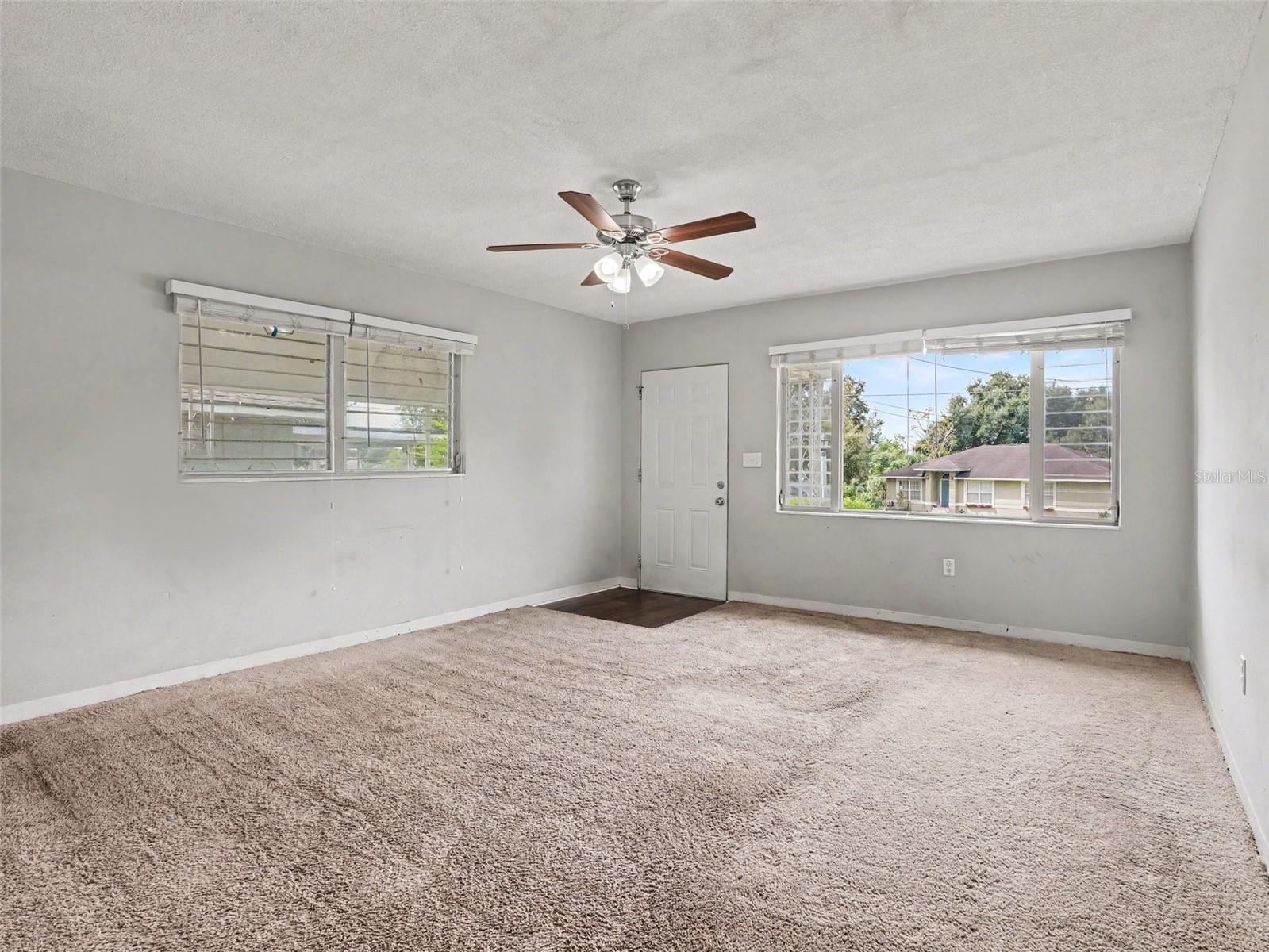 624 LAKE ELIZABETH DRIVE
