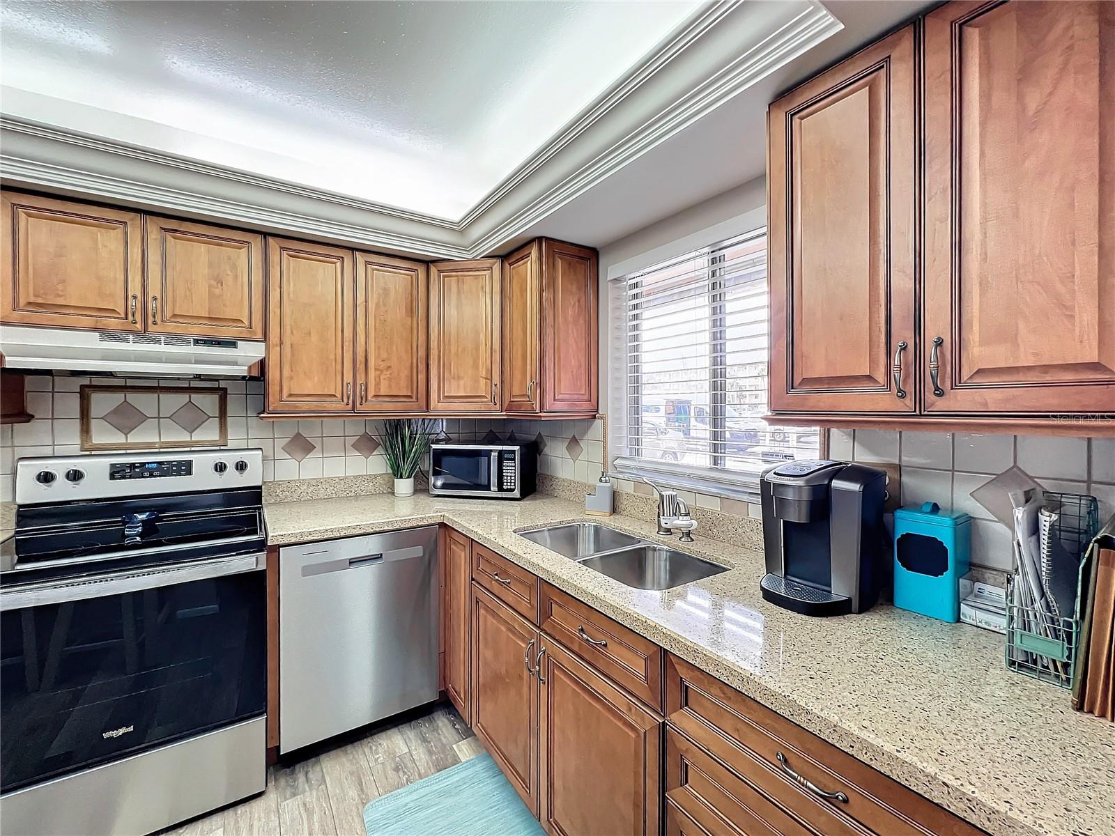 3546 LAKE BAYSHORE DRIVE K-124