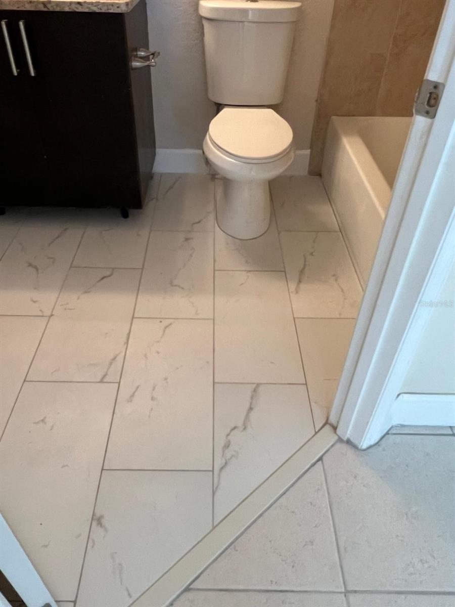 VILLAS DEL SOL AT KISS CONDO - Residential Lease