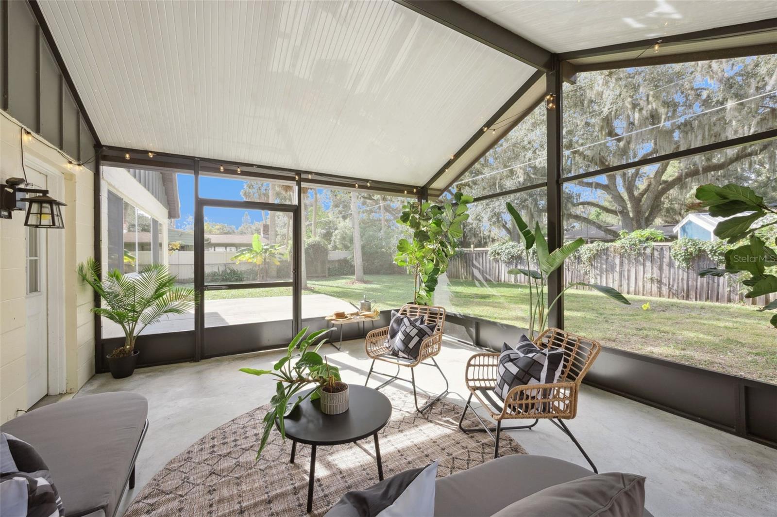 MARVANIA 1ST SEC - Residential