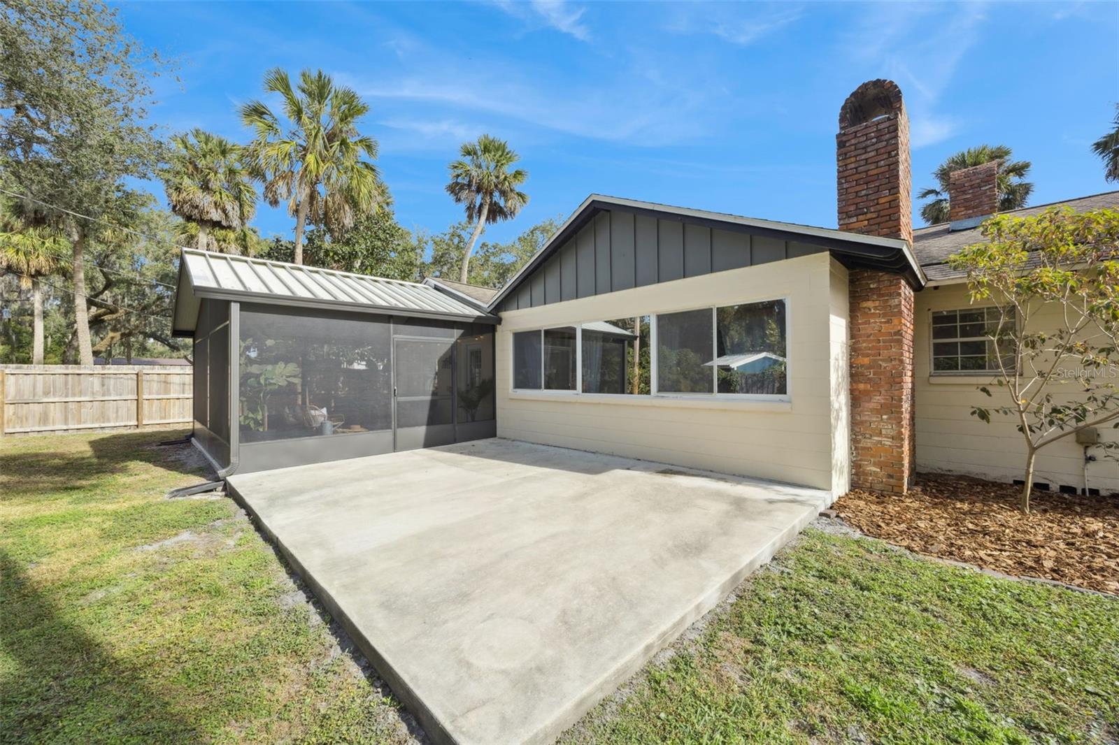 MARVANIA 1ST SEC - Residential