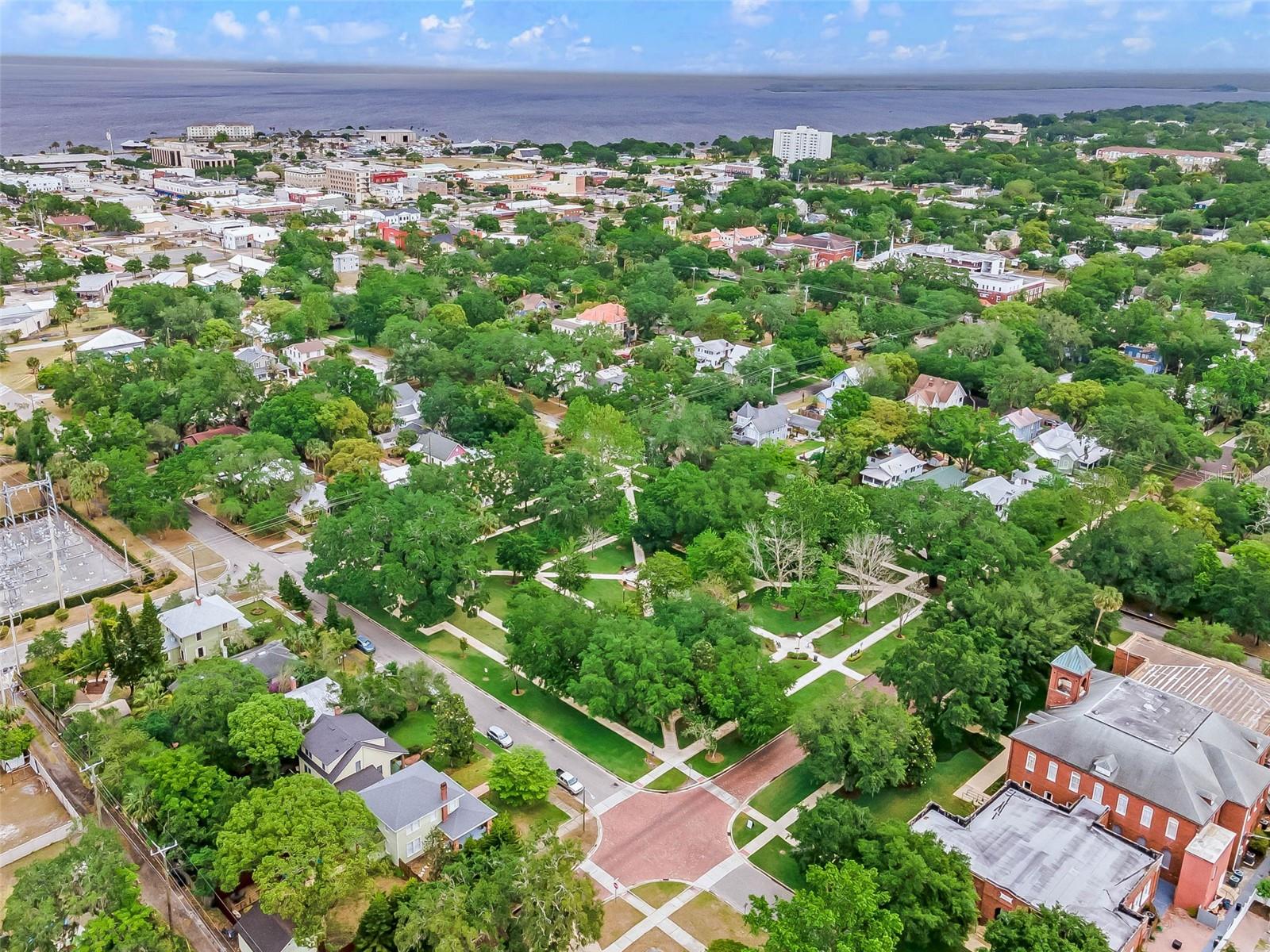 MARVANIA 1ST SEC - Residential