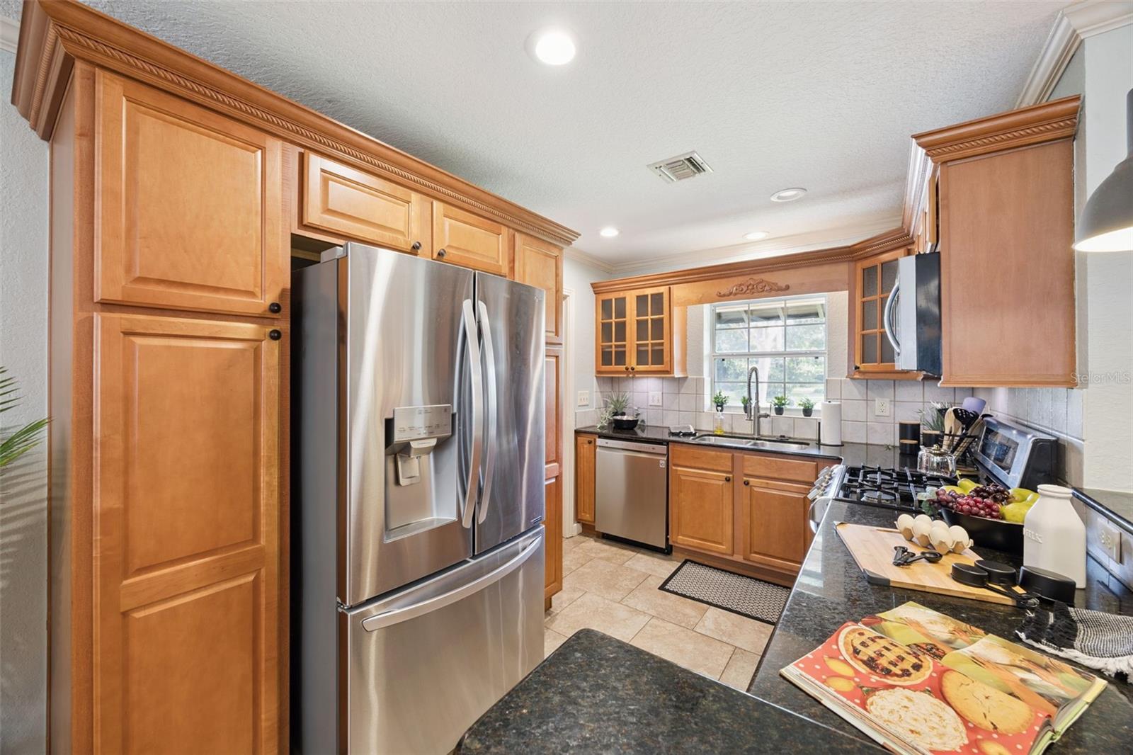 MARVANIA 1ST SEC - Residential