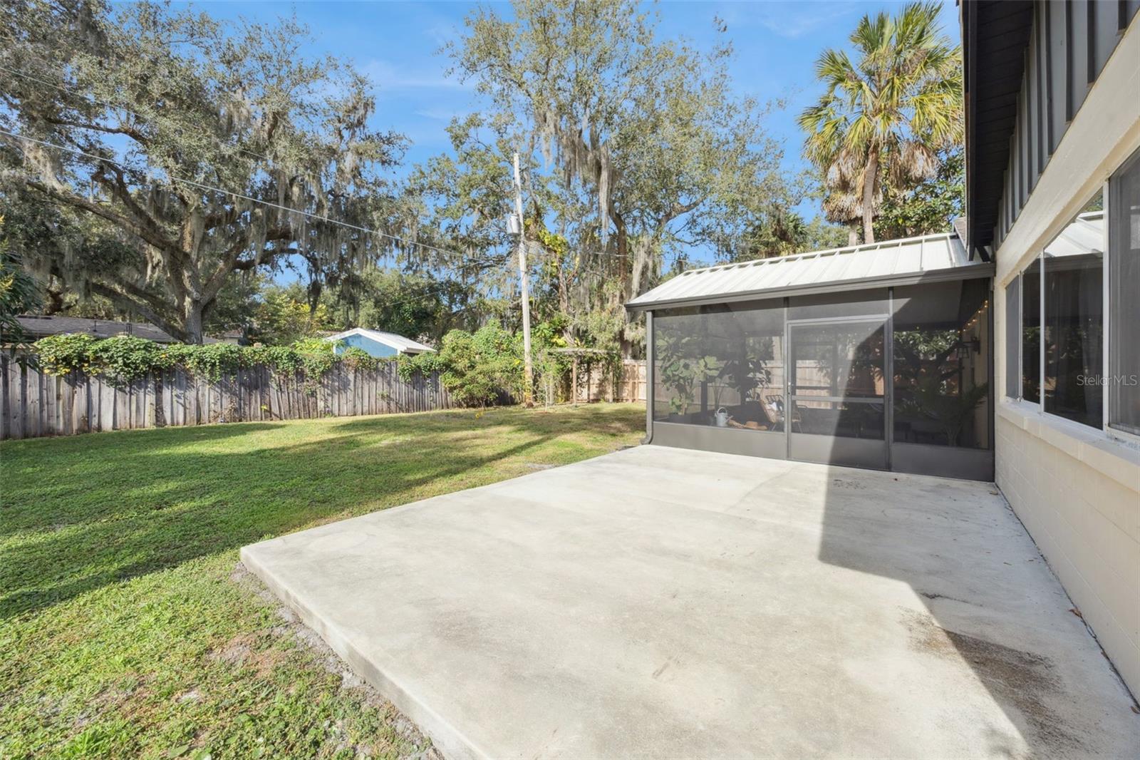 MARVANIA 1ST SEC - Residential