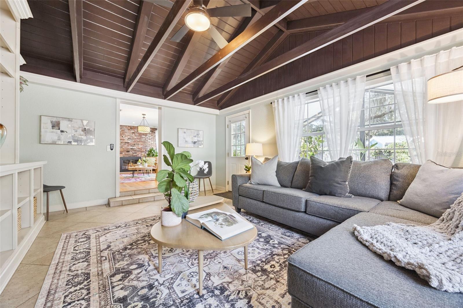 MARVANIA 1ST SEC - Residential