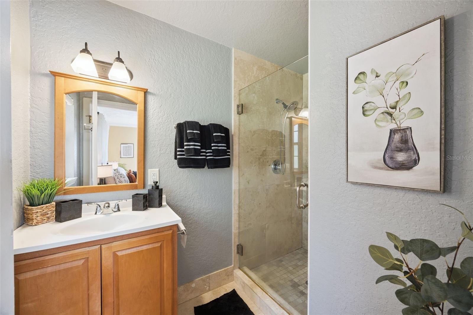 MARVANIA 1ST SEC - Residential