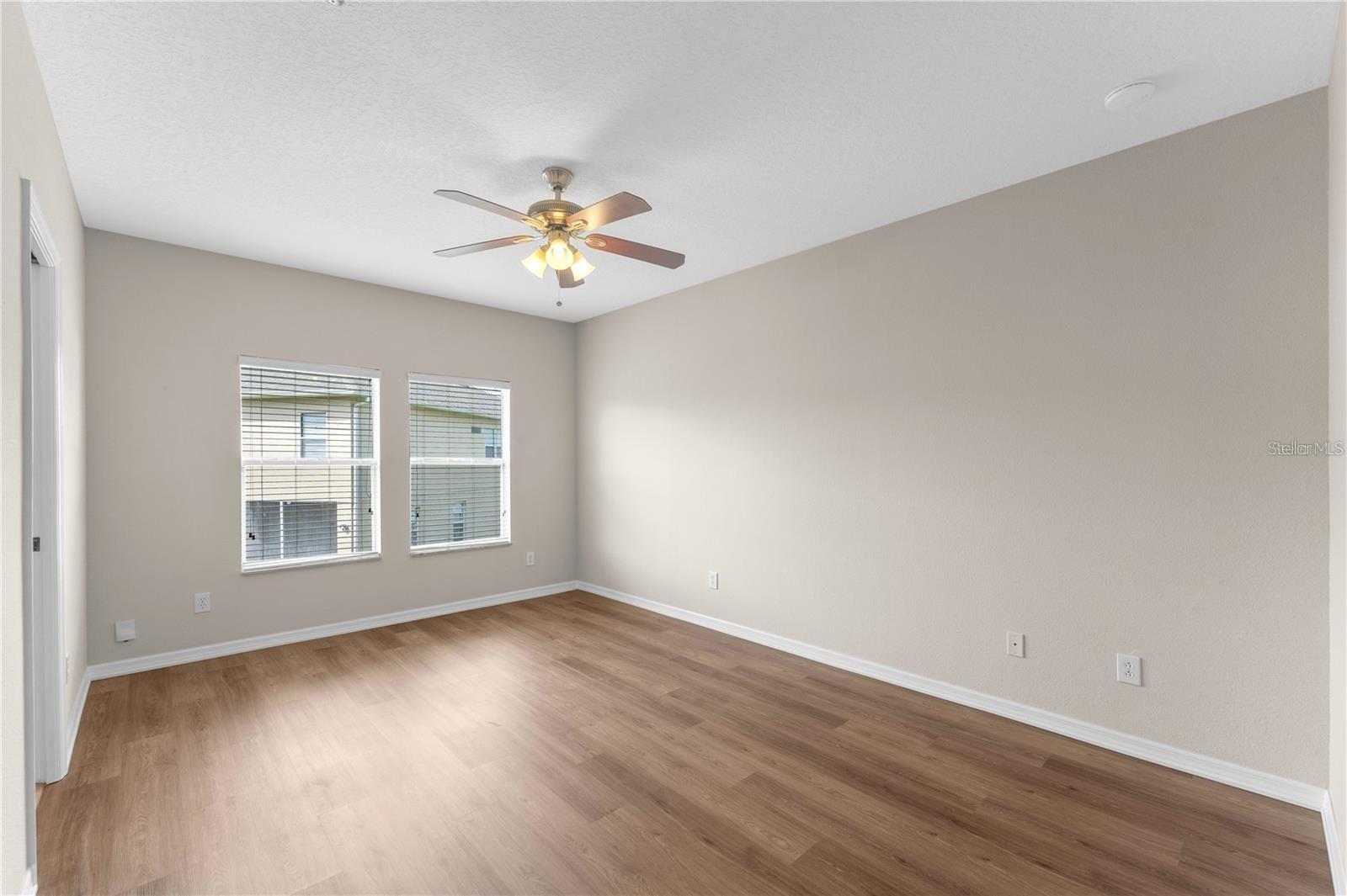 VILLA CAPRI/METROWEST PH 02 K - Residential