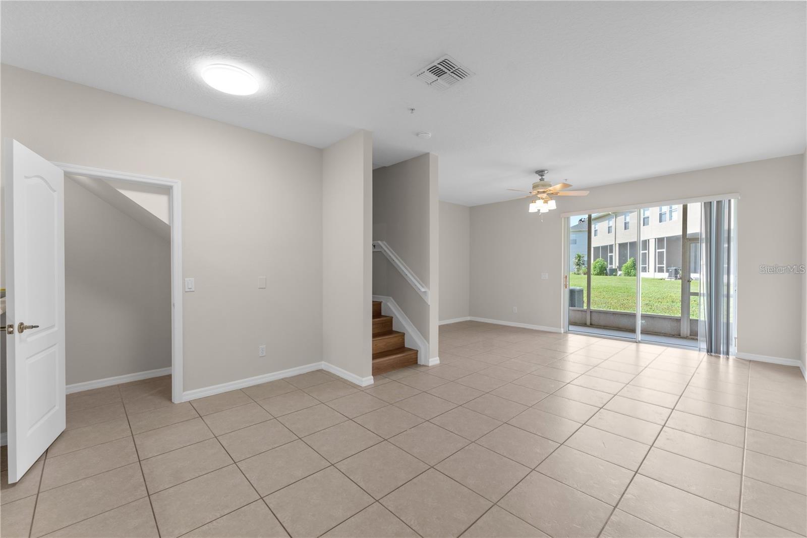 VILLA CAPRI/METROWEST PH 02 K - Residential