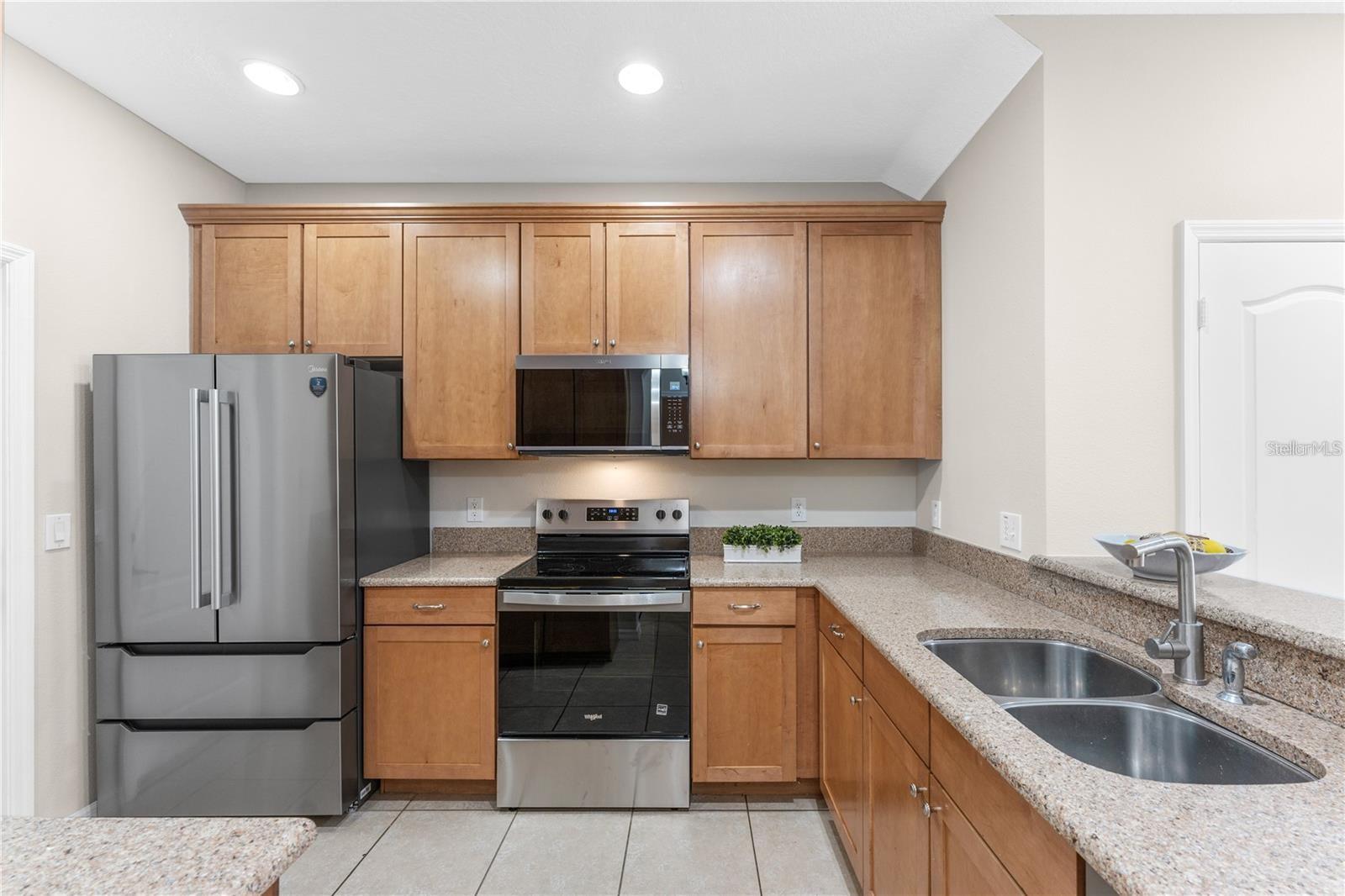 VILLA CAPRI/METROWEST PH 02 K - Residential