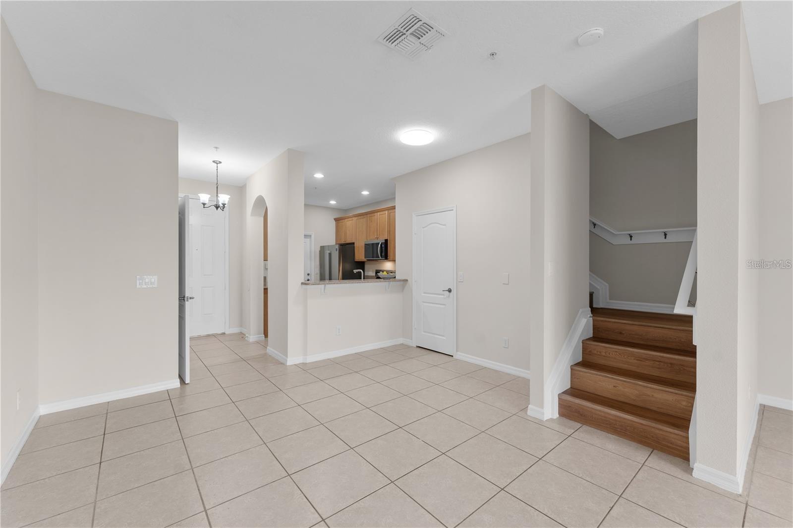 VILLA CAPRI/METROWEST PH 02 K - Residential