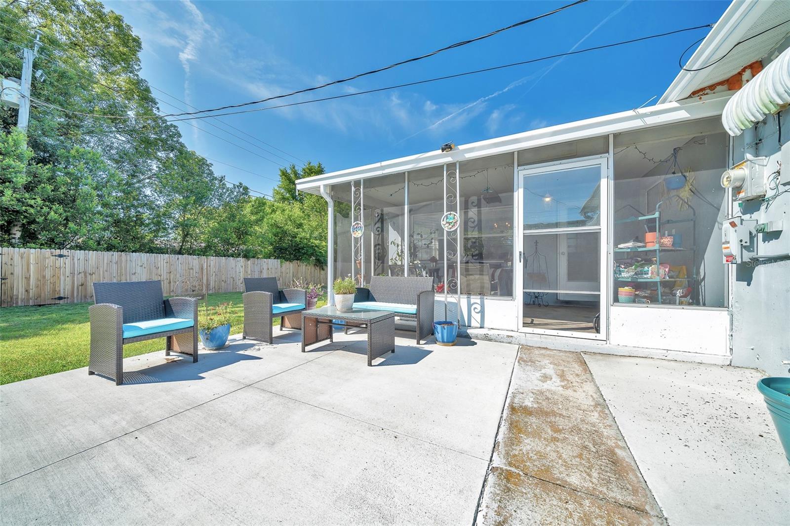 BEVERLY HILLS UNIT 04 - Residential