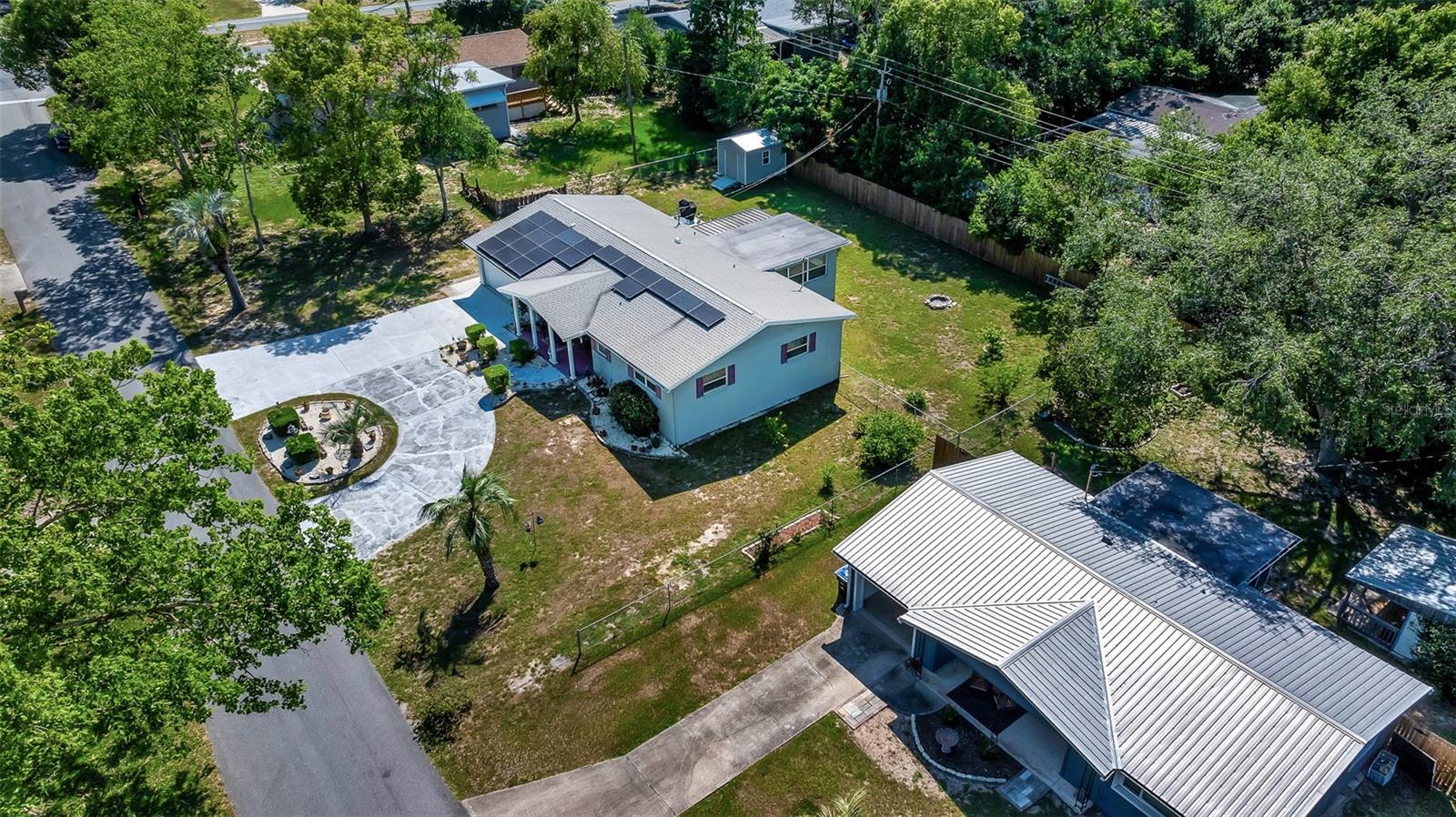 BEVERLY HILLS UNIT 04 - Residential