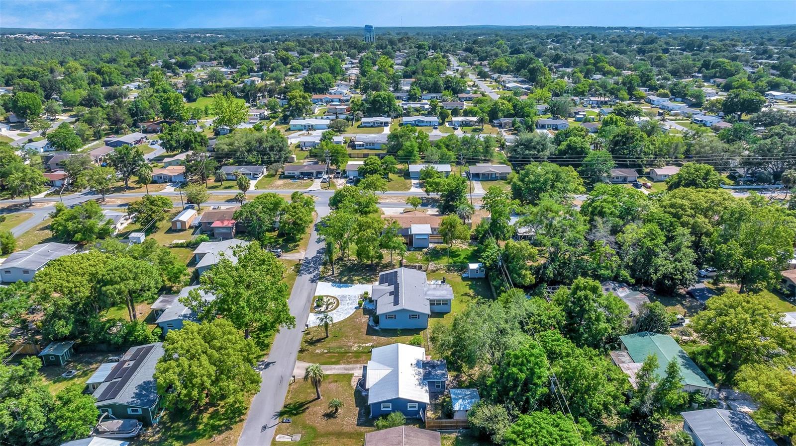 BEVERLY HILLS UNIT 04 - Residential