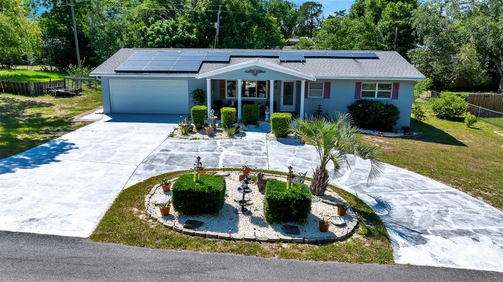 BEVERLY HILLS UNIT 04 - Residential