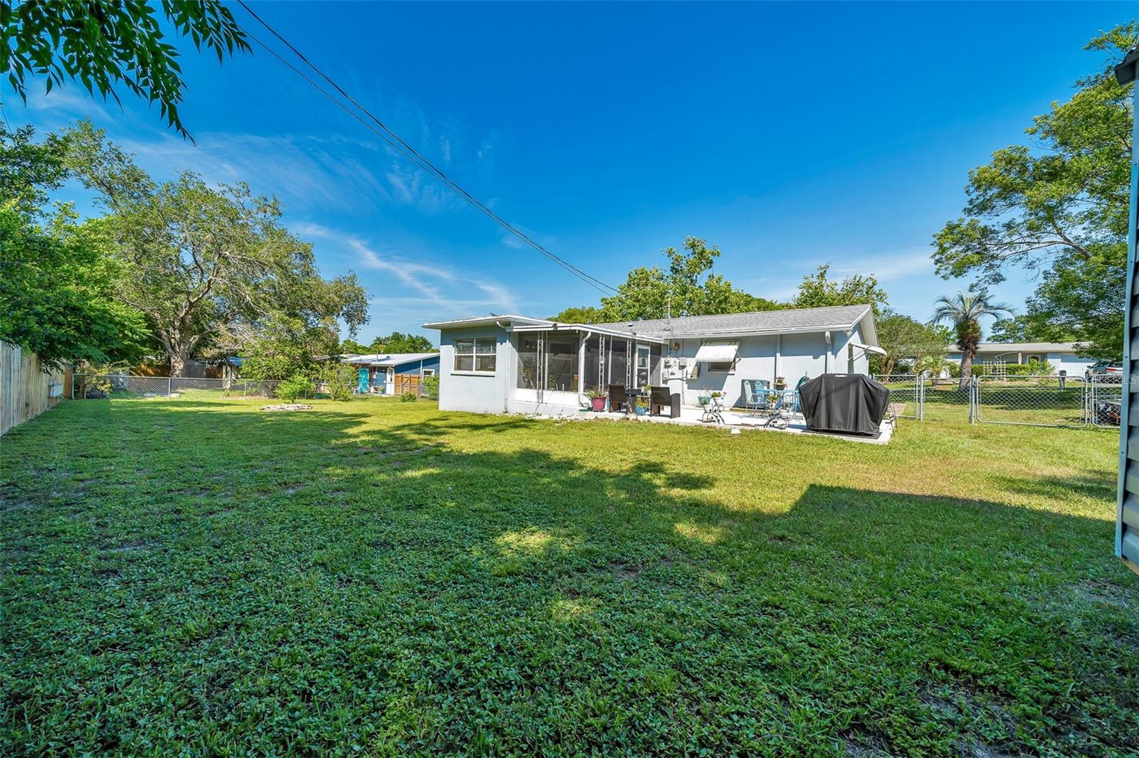 BEVERLY HILLS UNIT 04 - Residential