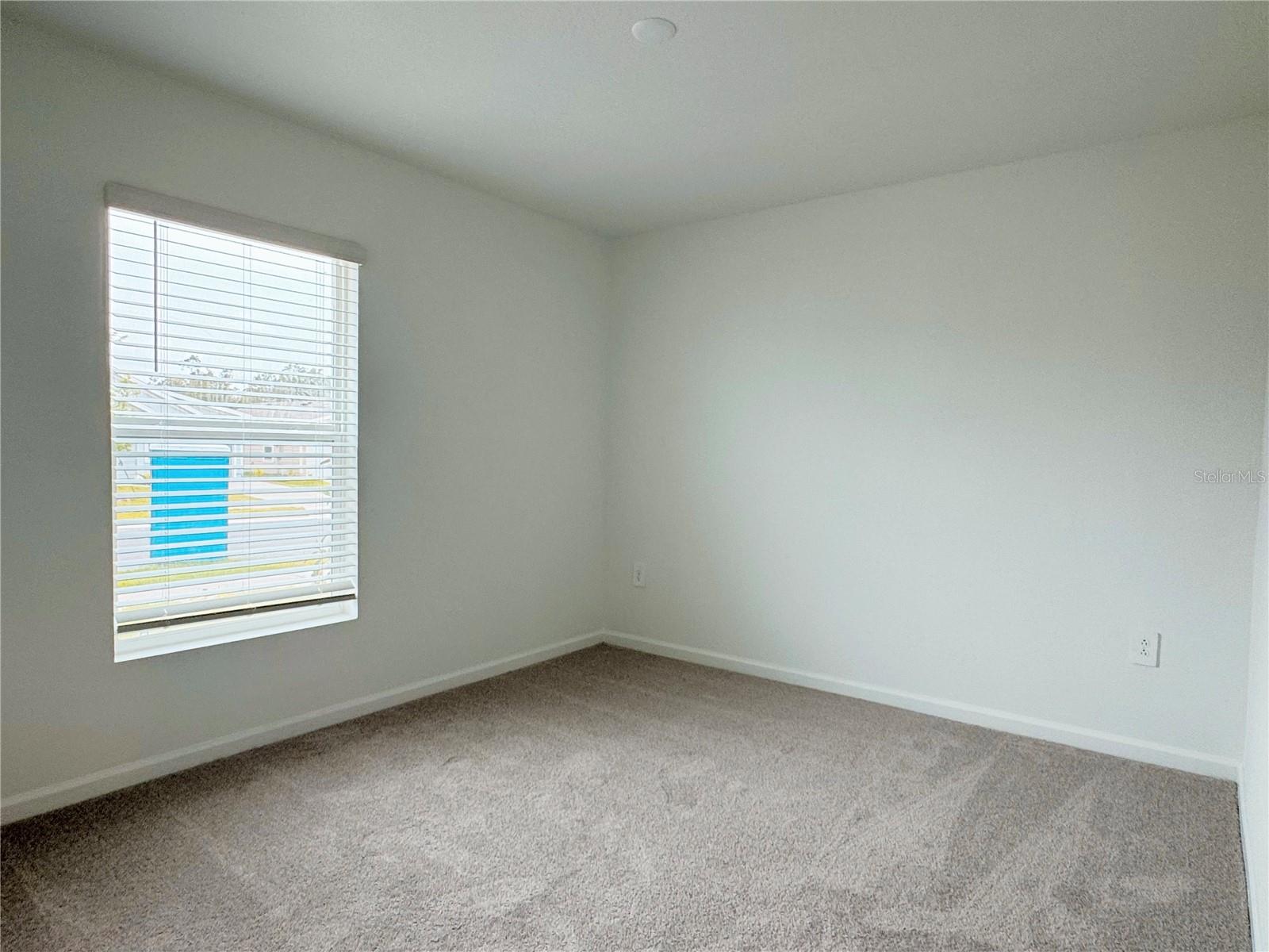 RANCHES/LK MCLEOD I - Residential Lease