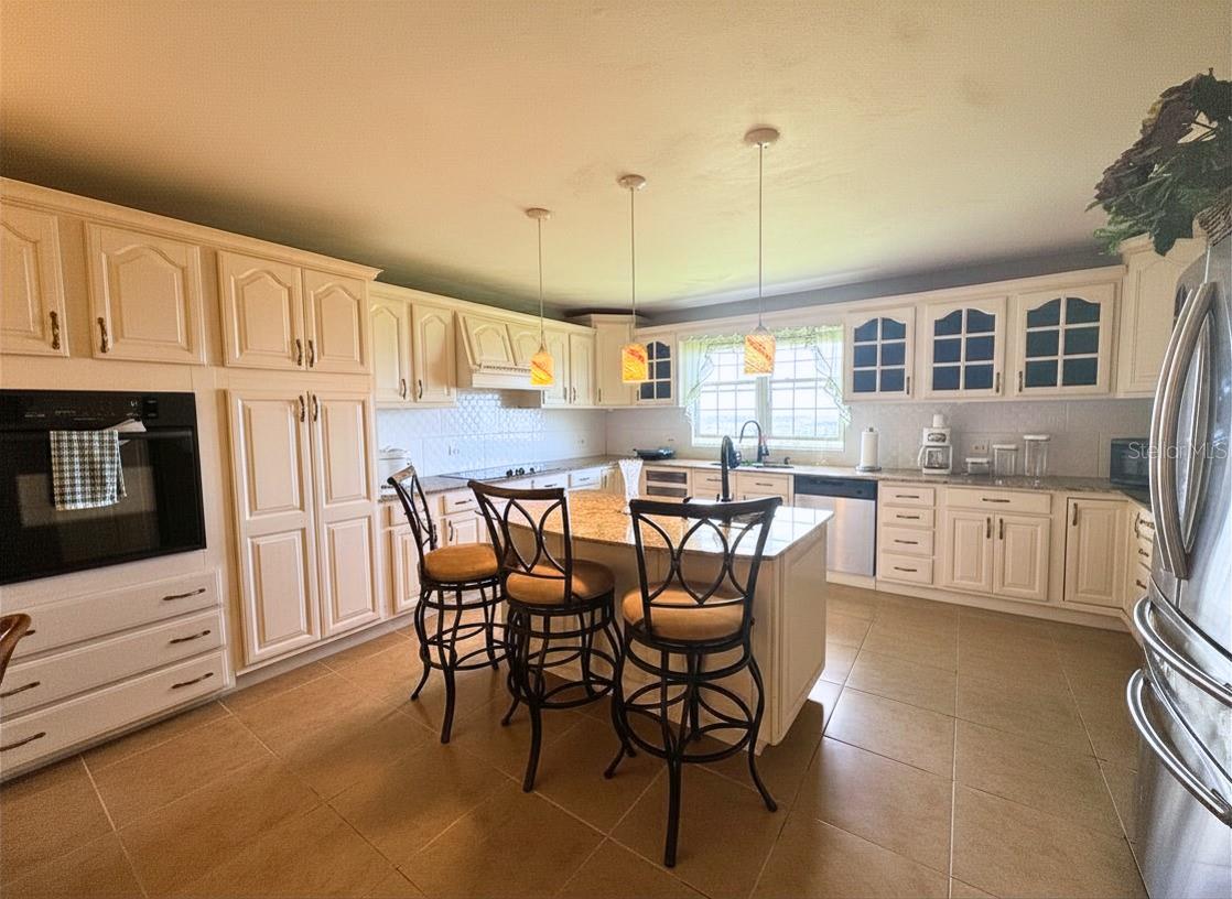 FINCAS MI RECREO - Residential