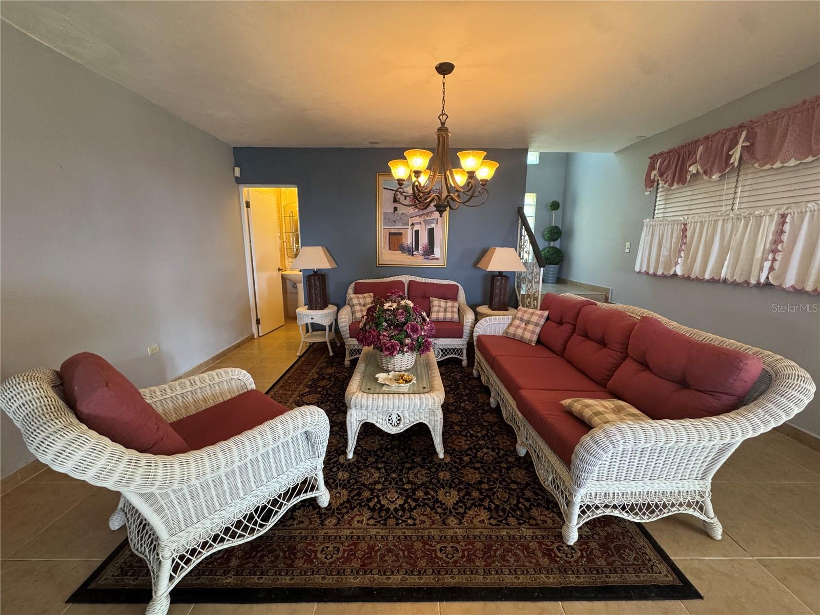 FINCAS MI RECREO - Residential