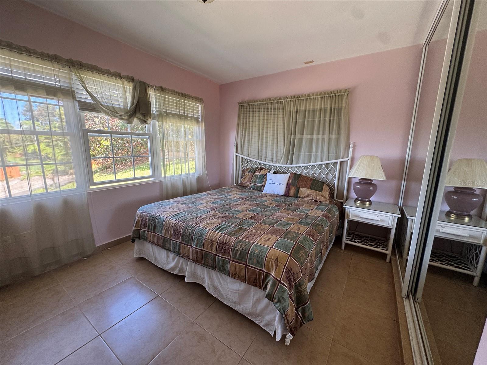 FINCAS MI RECREO - Residential