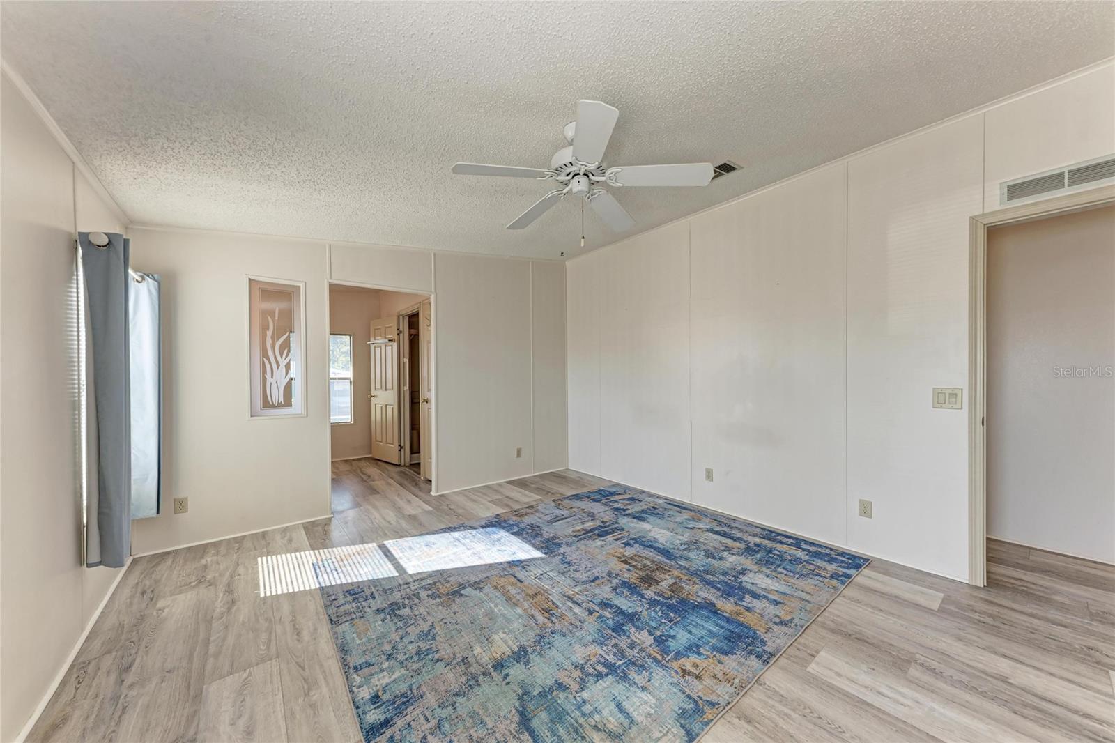 DE SOTO COMMUNITY UNIT ONE - Residential