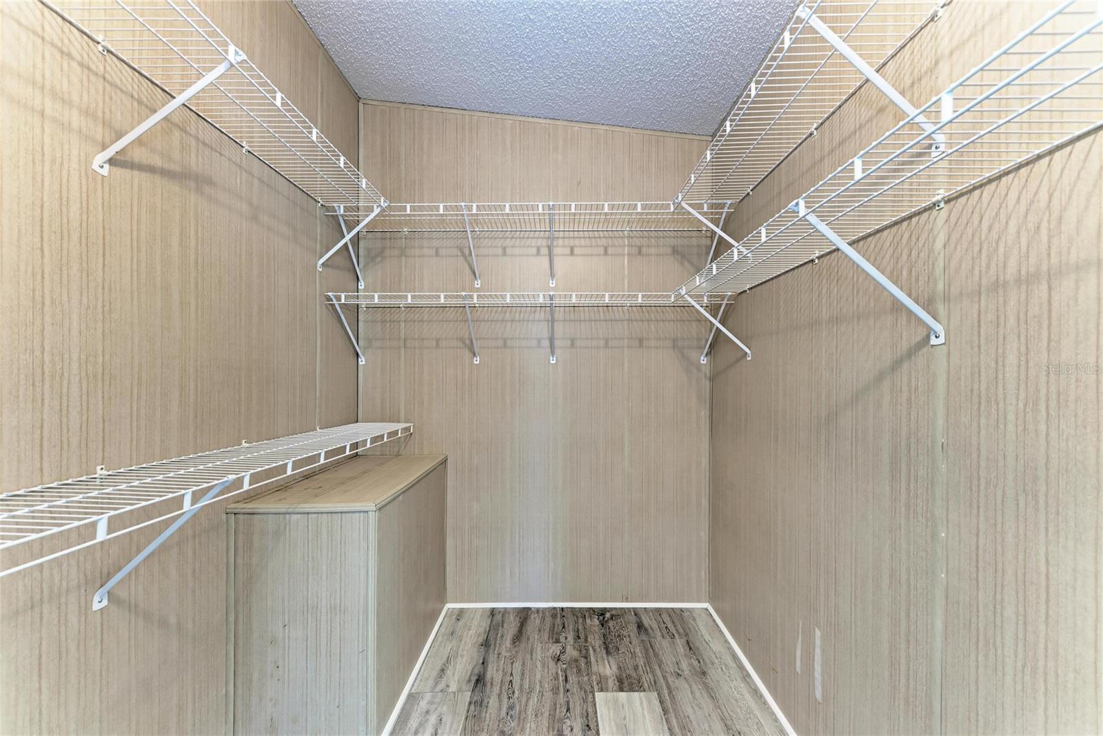 DE SOTO COMMUNITY UNIT ONE - Residential