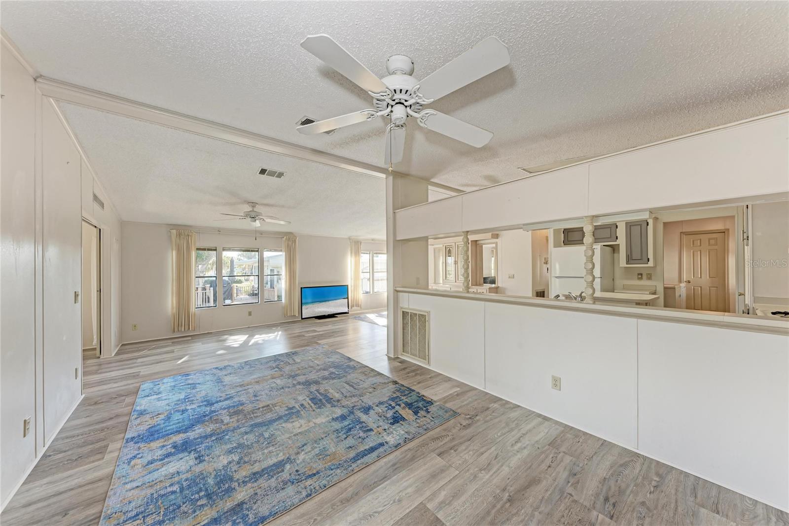 DE SOTO COMMUNITY UNIT ONE - Residential