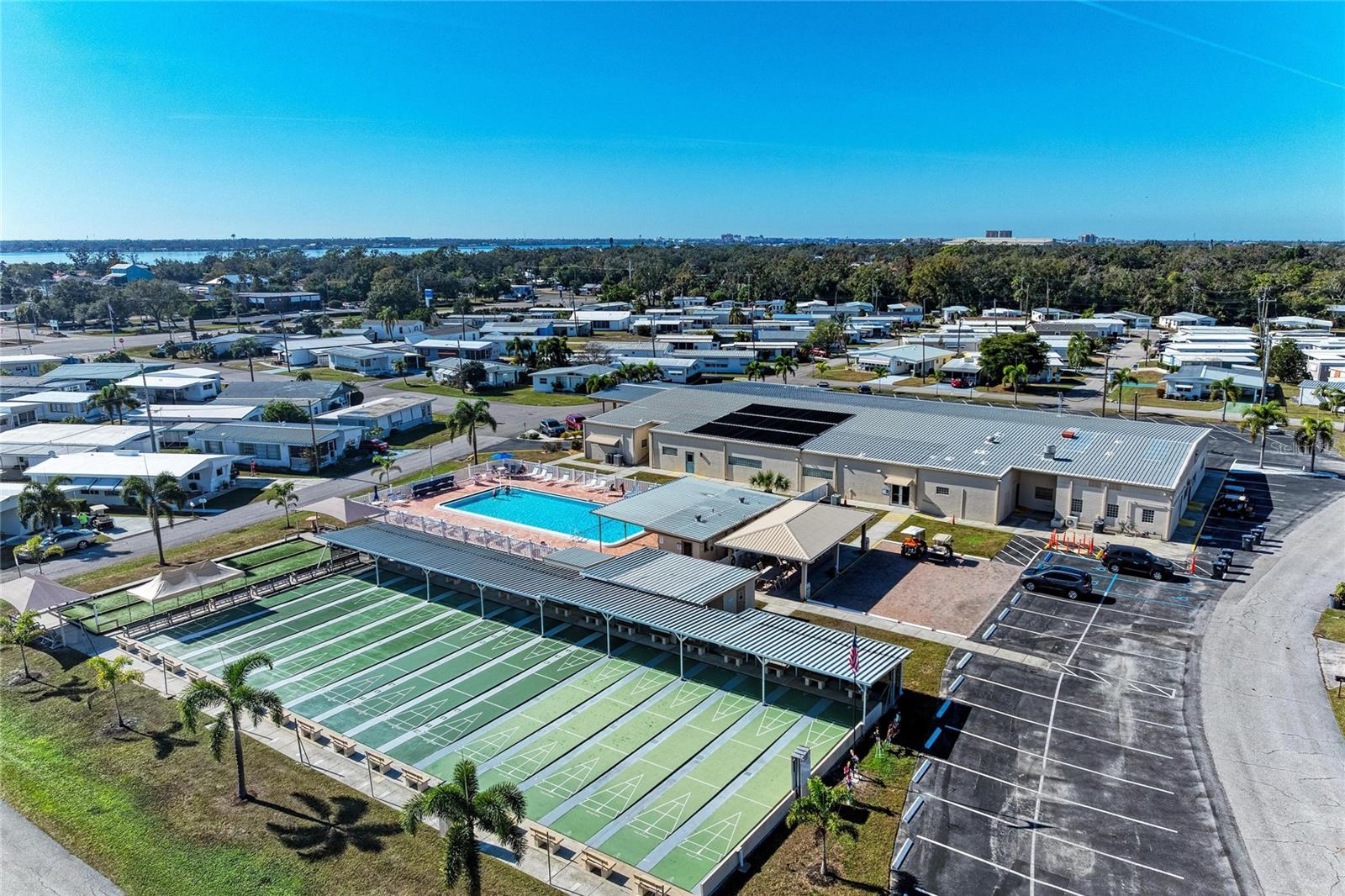 DE SOTO COMMUNITY UNIT ONE - Residential