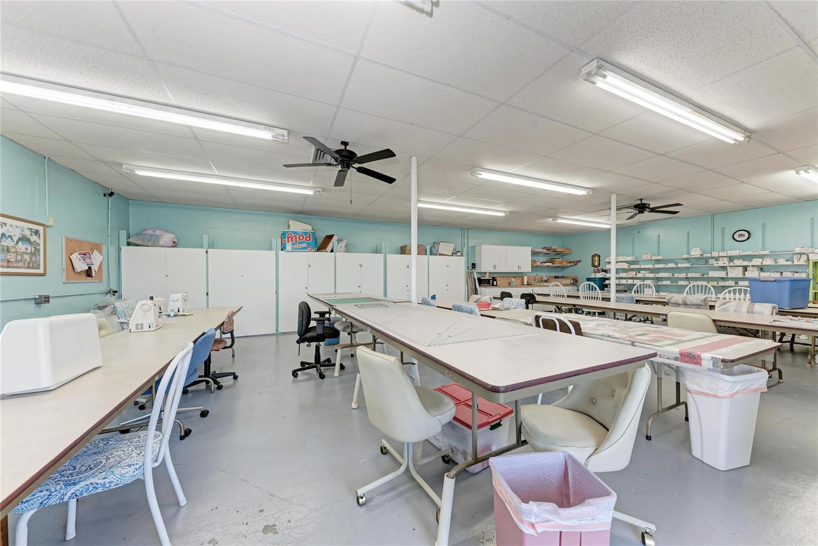 DE SOTO COMMUNITY UNIT ONE - Residential