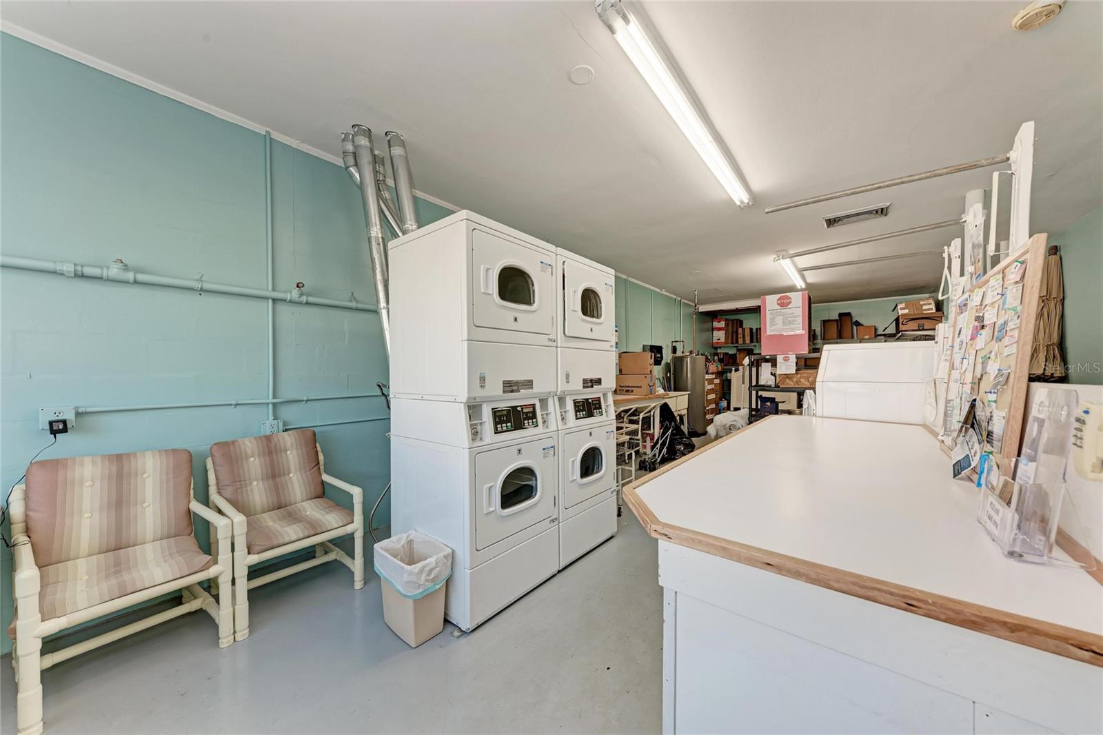 DE SOTO COMMUNITY UNIT ONE - Residential