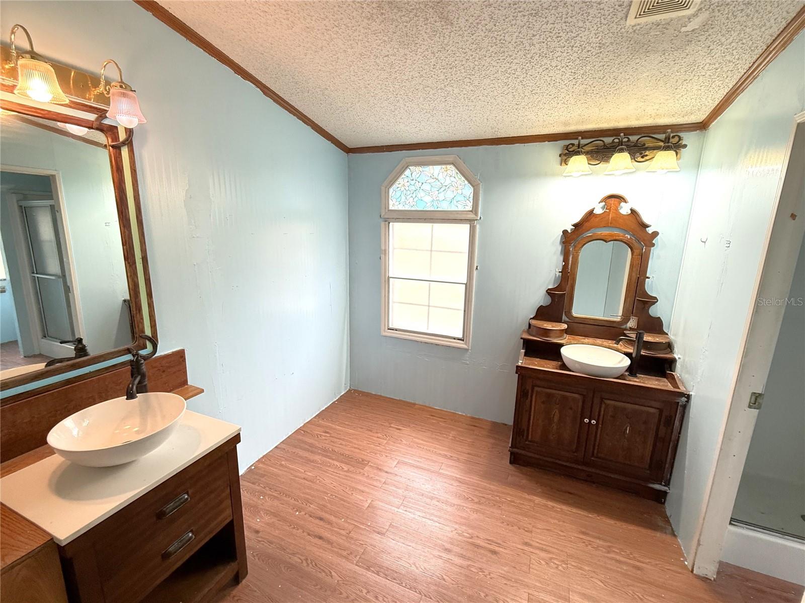 WILLISTON HLNDS - Residential