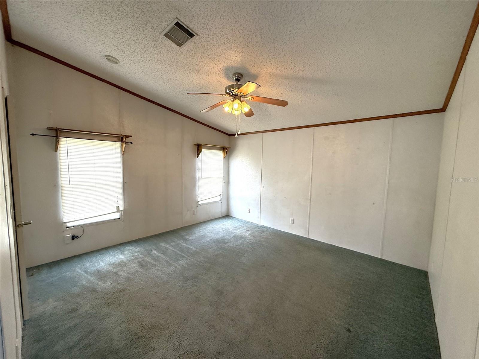 WILLISTON HLNDS - Residential