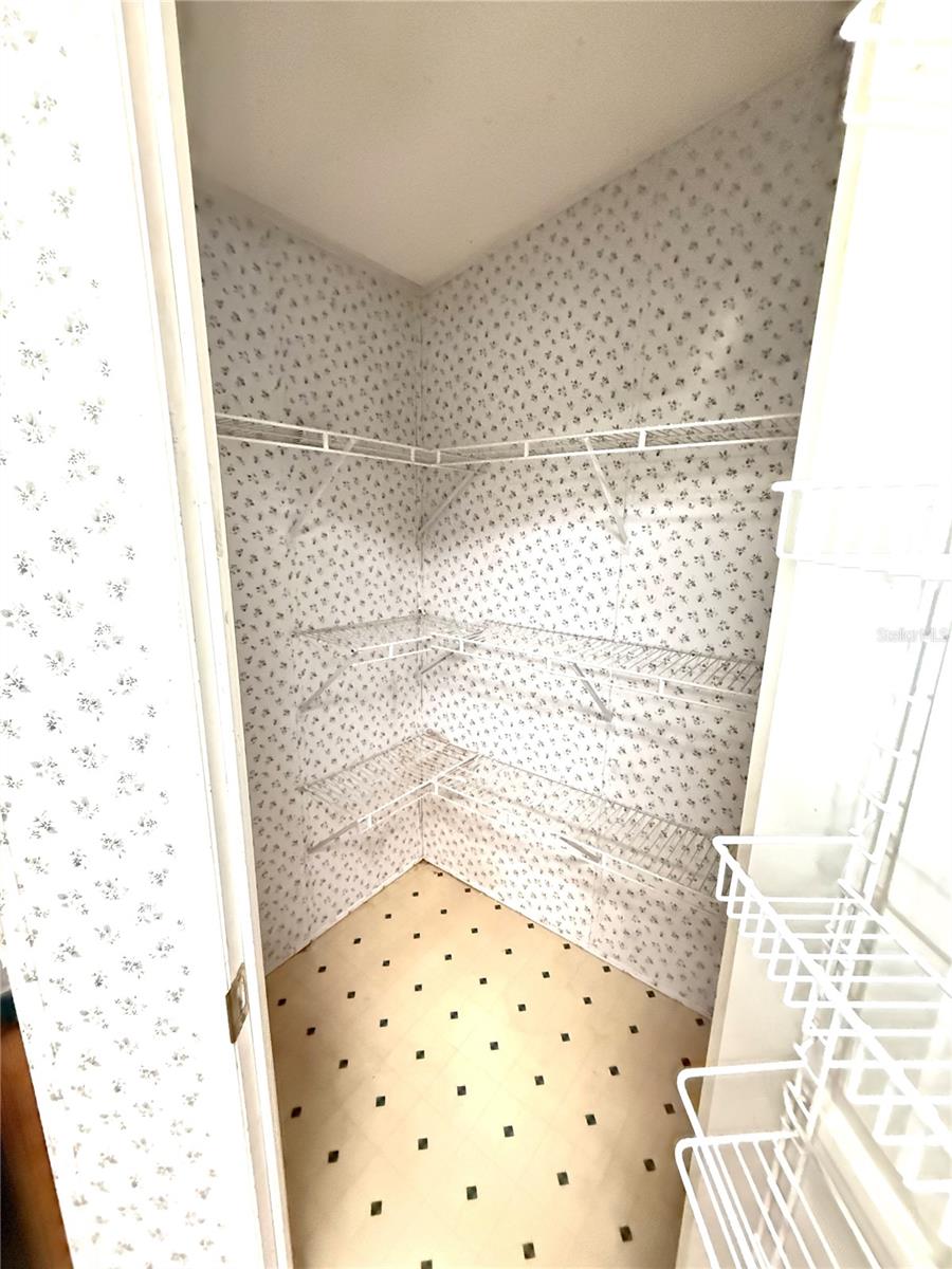 WILLISTON HLNDS - Residential