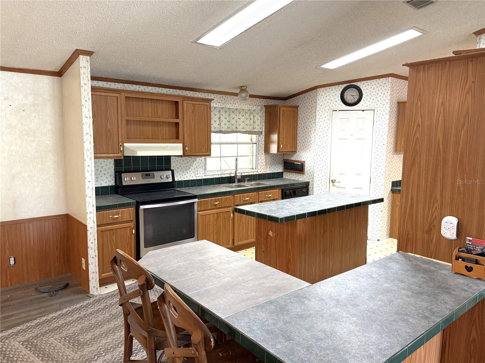 WILLISTON HLNDS - Residential