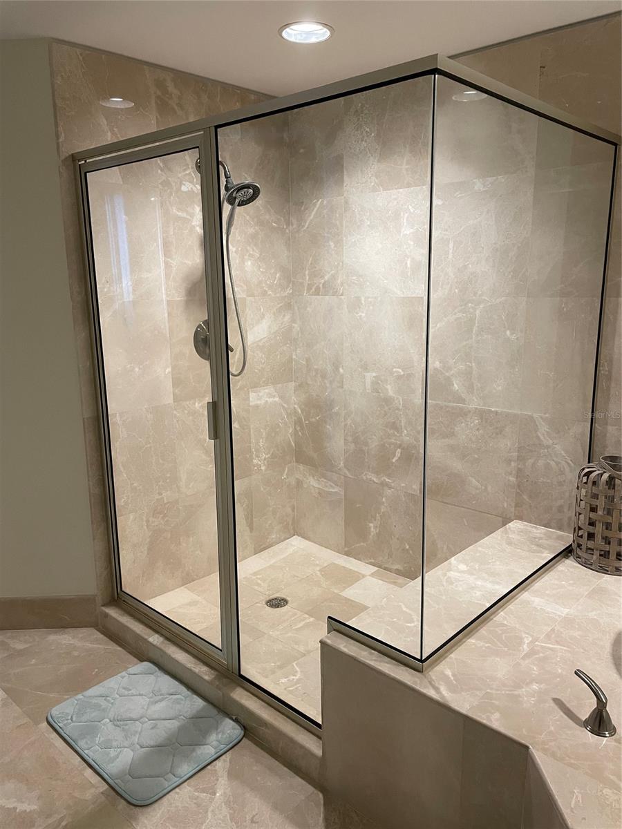 Marina Grande/Halifax 01 - Residential