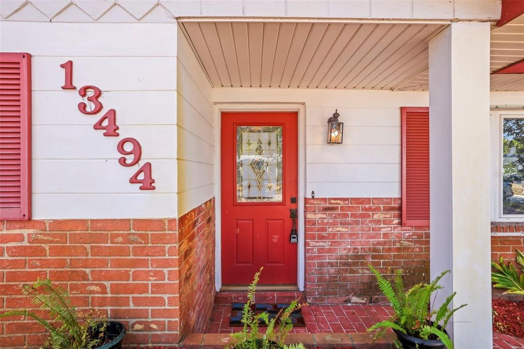 Photo of 13494 Bellewood Avenue, Seminole, FL 33776 (MLS # TB8449837)