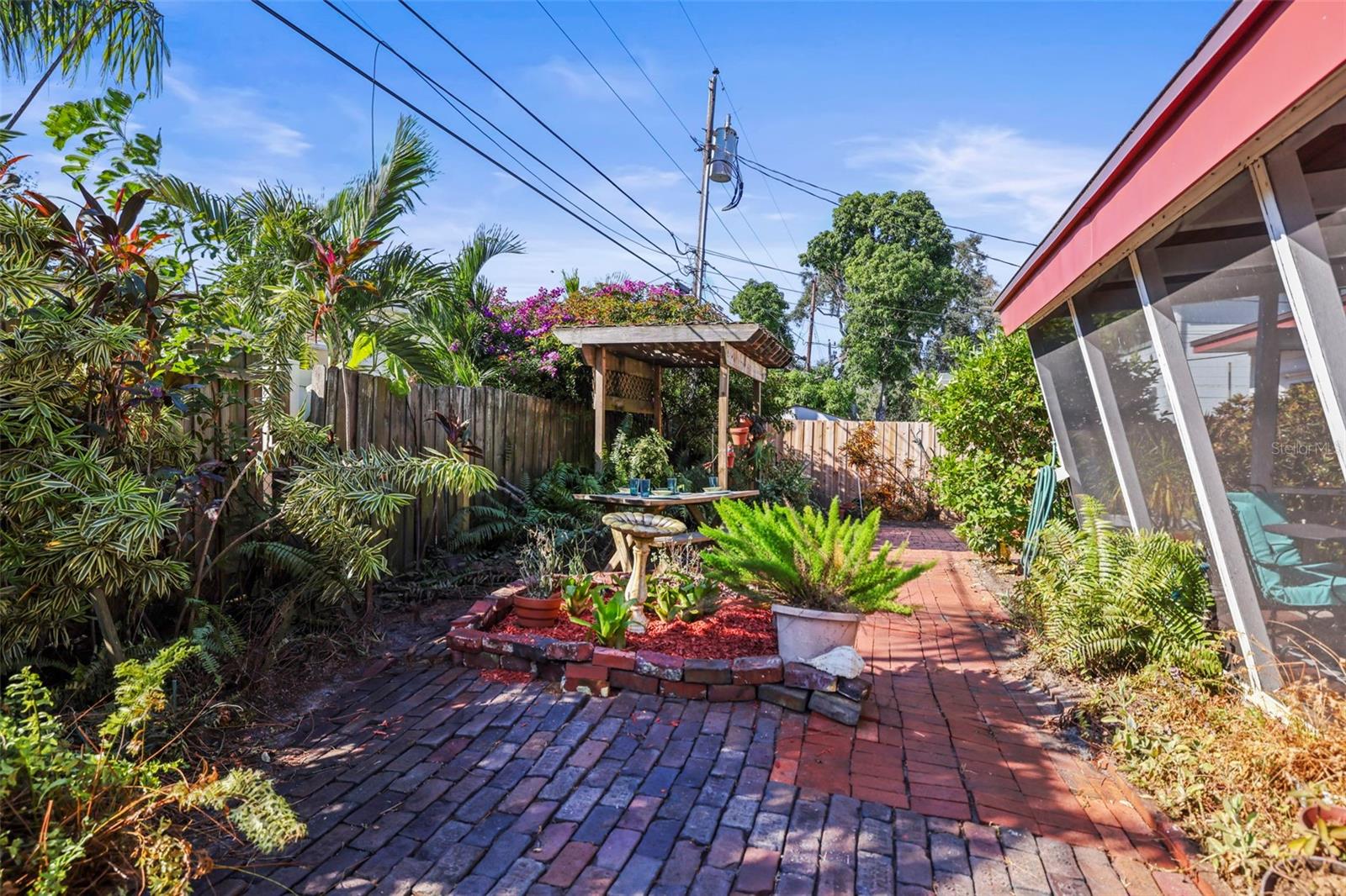 RIVIERA HEIGHTS 1ST ADD - Residential