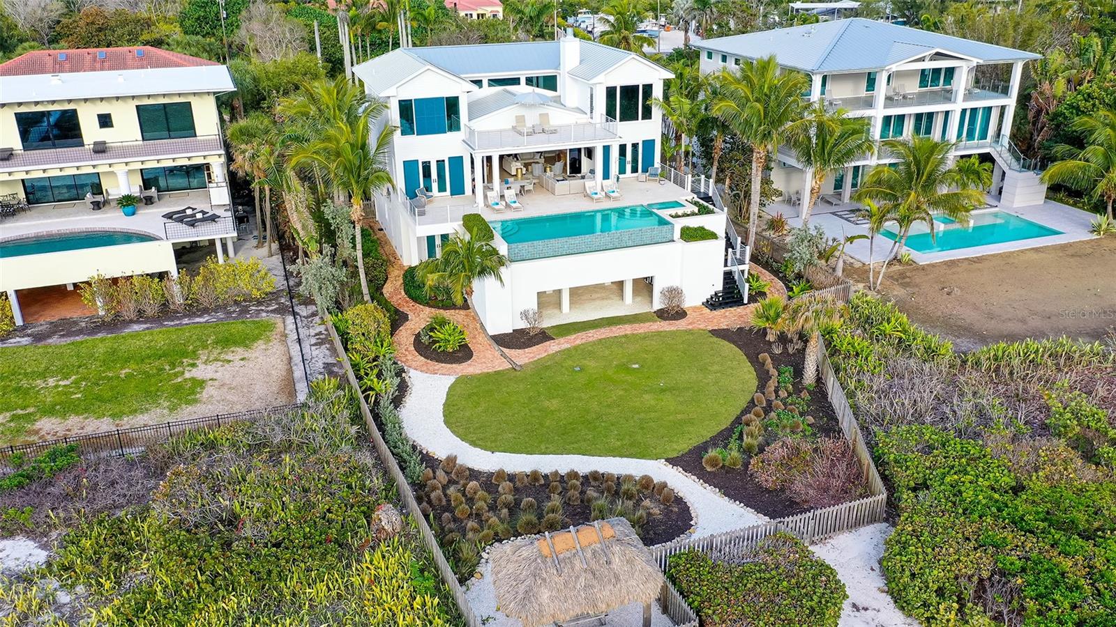 SLEEPY LAGOON 2 - Residential