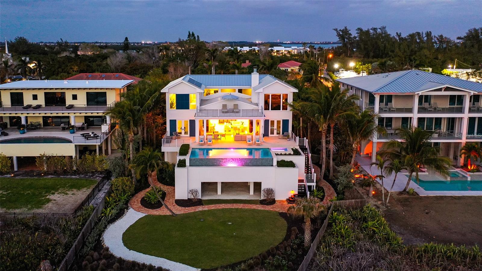 SLEEPY LAGOON 2 - Residential