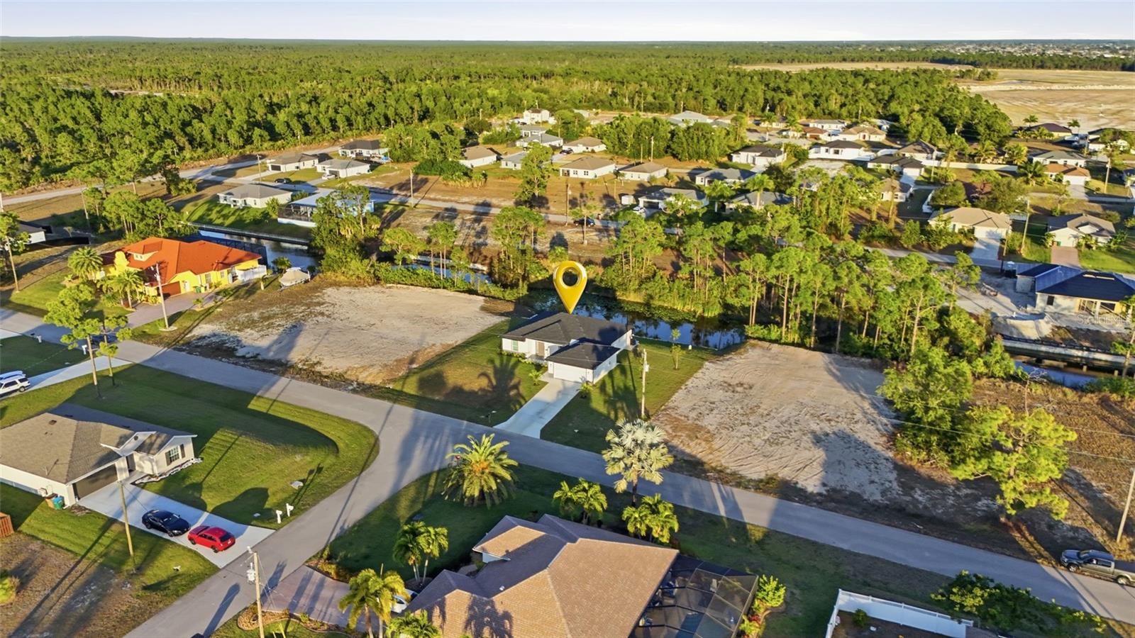 CAPE CORAL - Residential