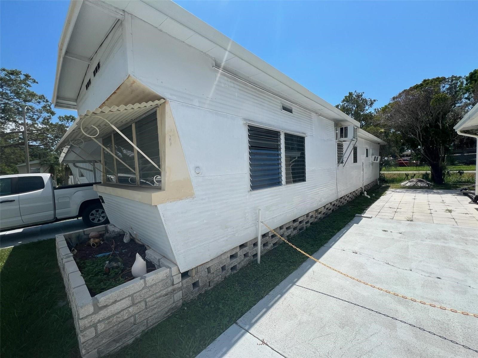 605 MICHIGAN BOULEVARD 51