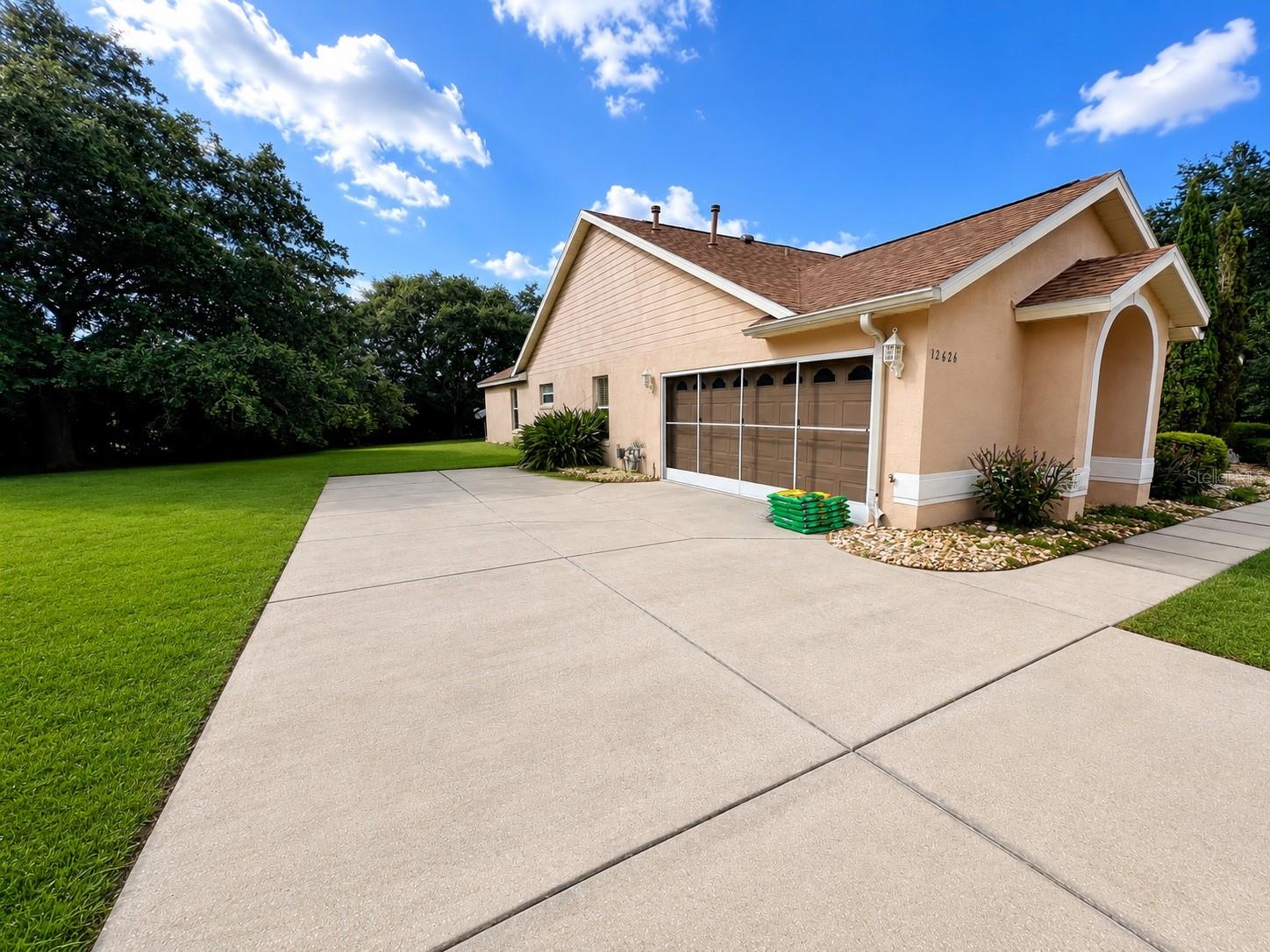 GREATER PINES PH 08 LT 802 - Residential