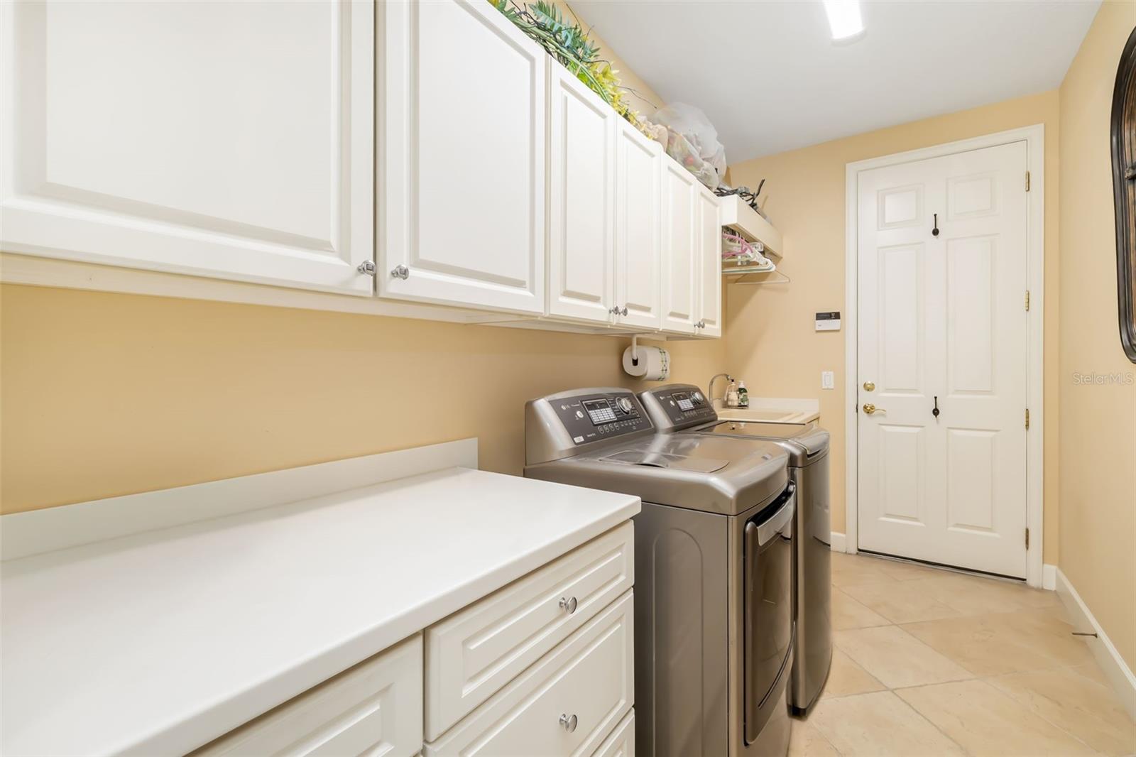 WATERLEFE GOLF & RIVER CLUB - Residential