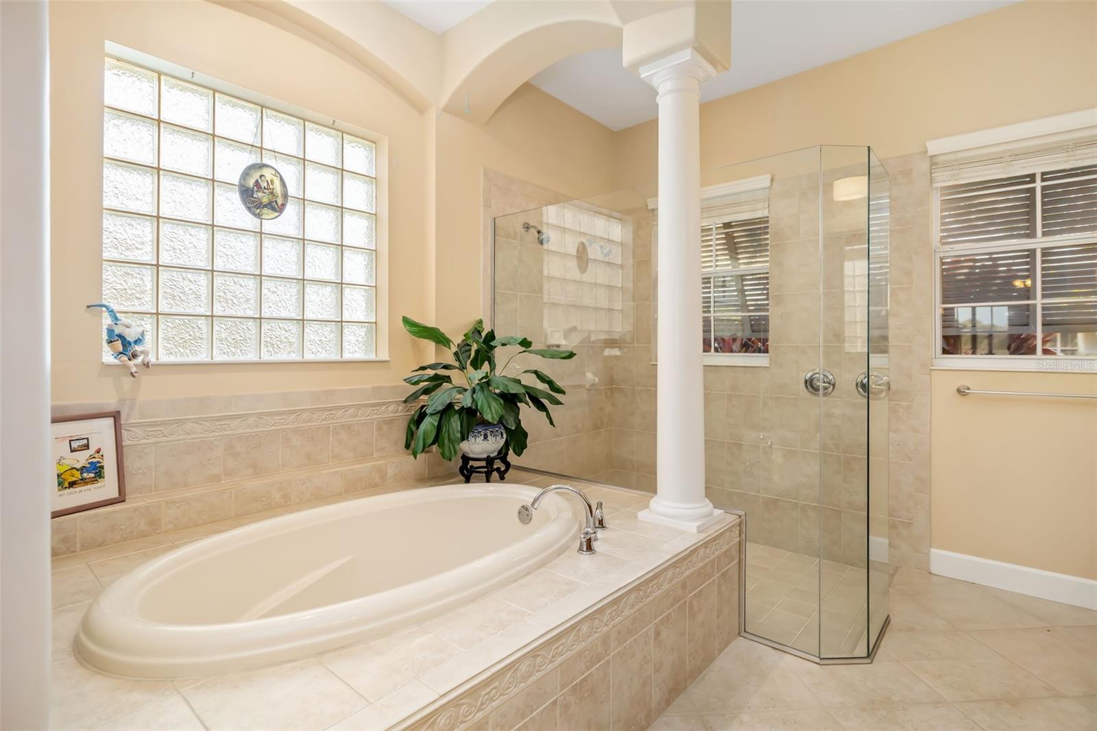 WATERLEFE GOLF & RIVER CLUB - Residential