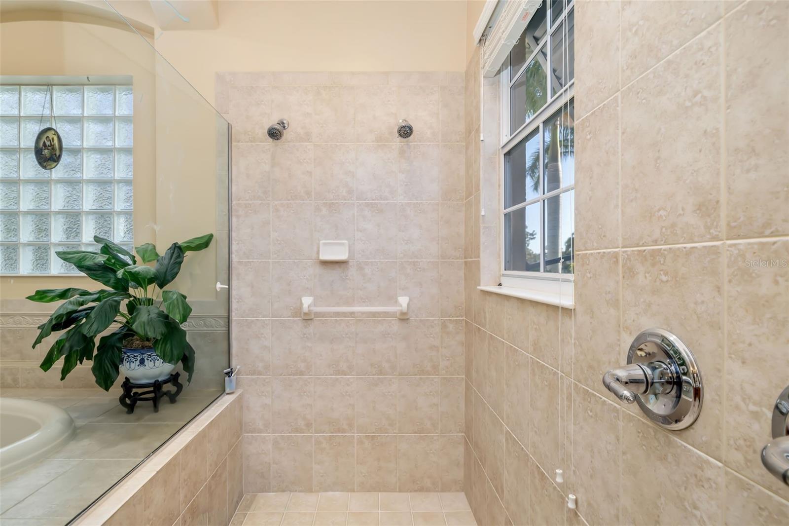 WATERLEFE GOLF & RIVER CLUB - Residential